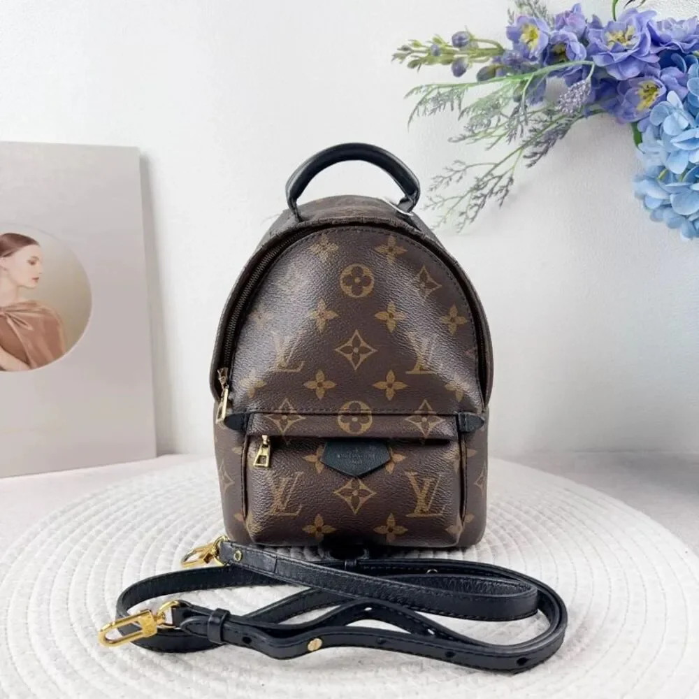 Louis Vuitton Women Pre-Loved Bag Very Good Condition